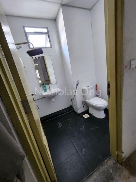 Light Industrial (B1) for Rent in  North Spring Bizhub - Image 3